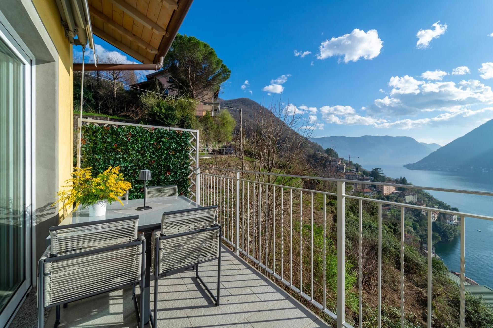 Ka' Doro With Lake View Nesso Exterior photo